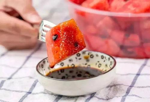 俄罗斯吃瓜,揭秘政治风波中的民间视角