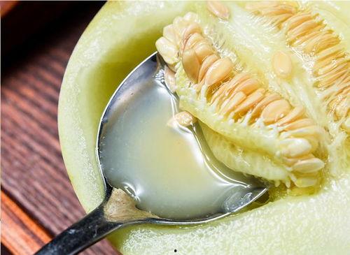 贵妃姐姐吃瓜,贵妃姐姐的瓜田奇遇记