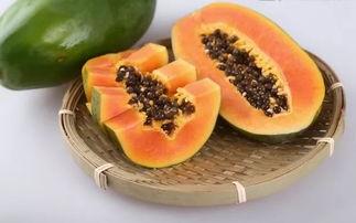 盘点吃瓜的正确姿势,盘点吃瓜的正确姿势与礼仪